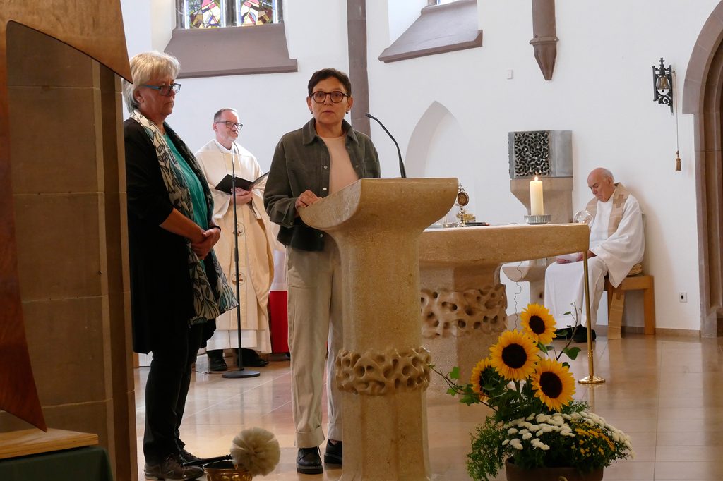 Franziska Glatthaar in der Kirche